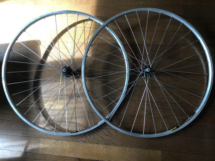 ［ロード］手組ホイール シマノDura-Aceハブ 11速・チューブラー