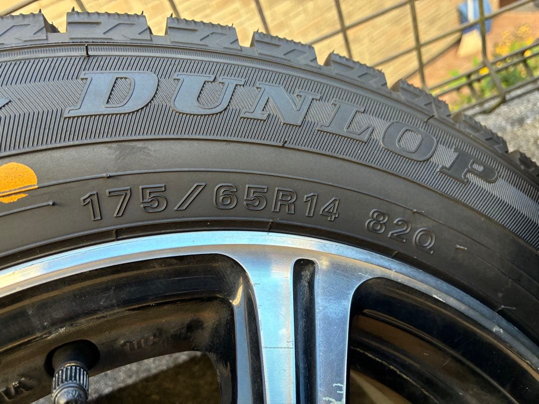 DUNLOP WINTER MAXX 175/65R14 タイヤセット