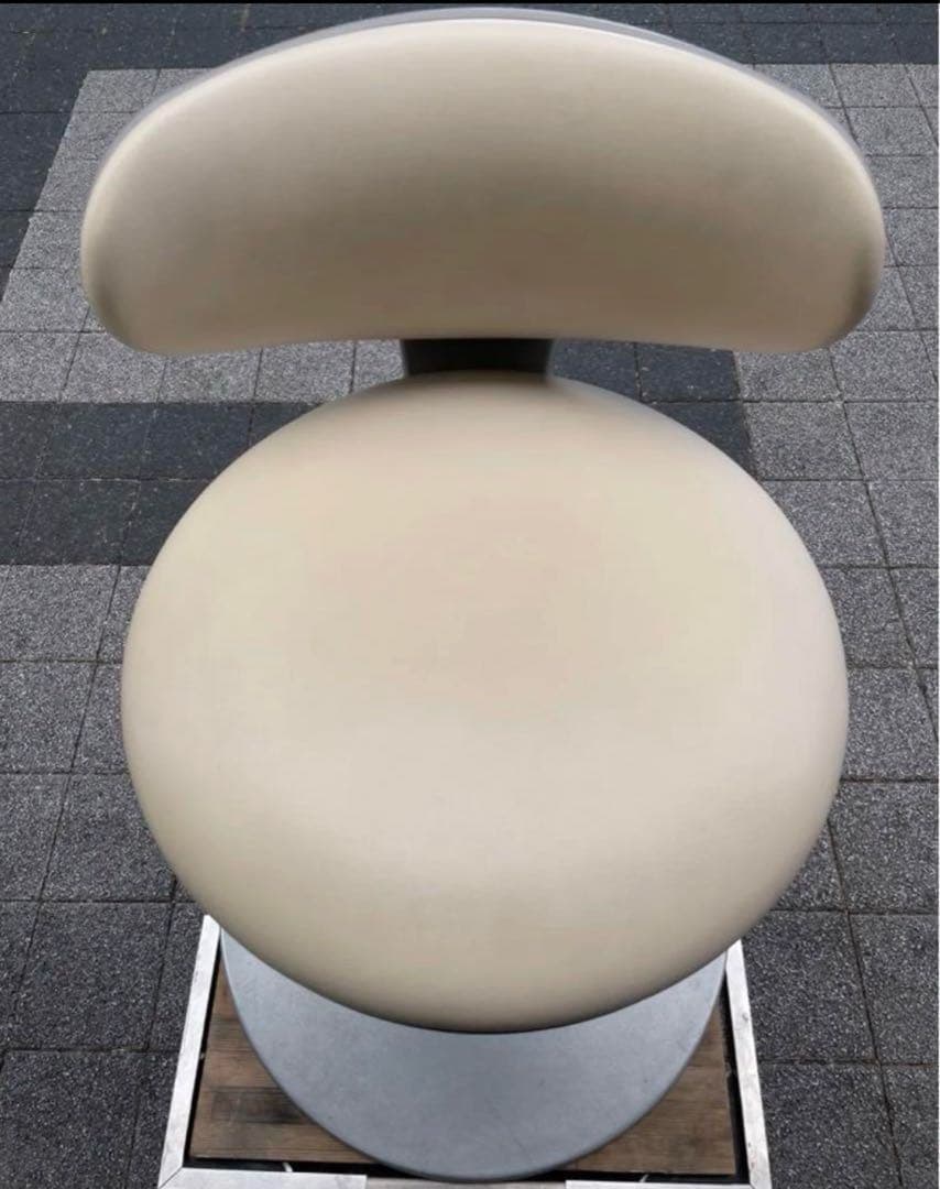 KOKUYO コクヨ　背付きアルミ円盤脚タイプ　医院用　診察用