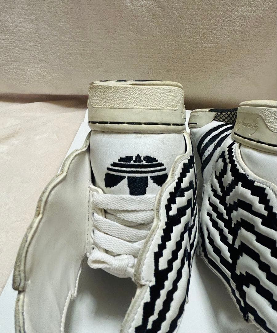 【23.5cm】adidas ORIGINAL BY JEREMY SCOTT