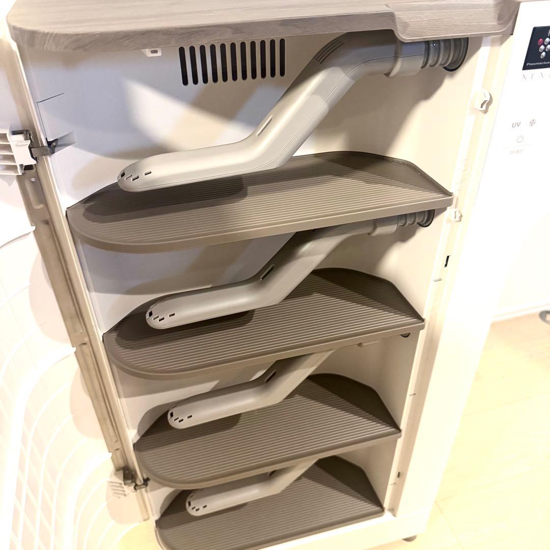 (美品)SHARP プラズマクラスター　シューズクローゼット　靴　収納