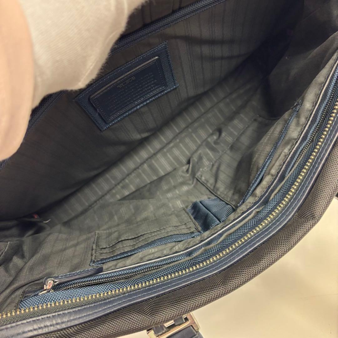 ✨激レア✨TUMI 日本限定 トートバッグ JARVIS ブラック 肩掛け　紺色