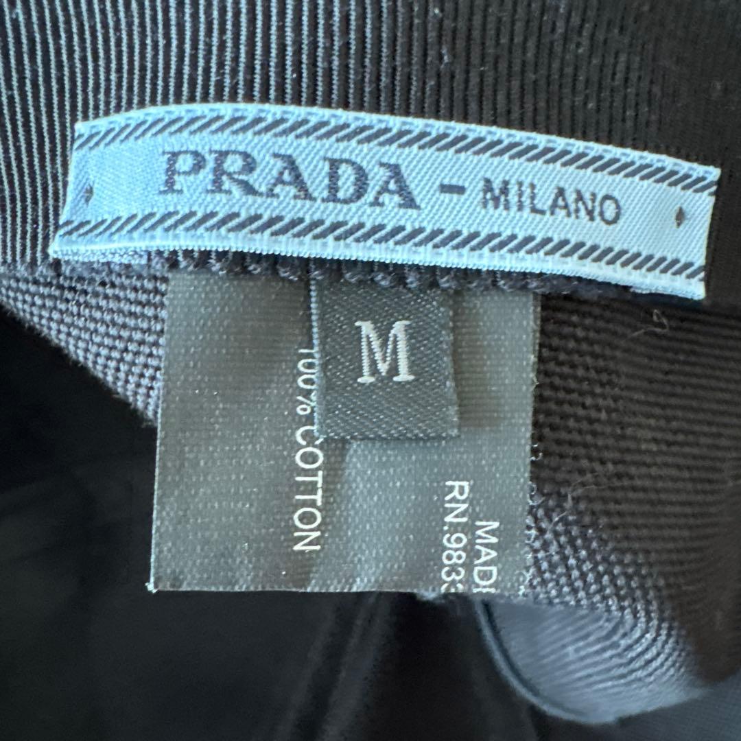 PRADA ブラック ベースボールキャップ M