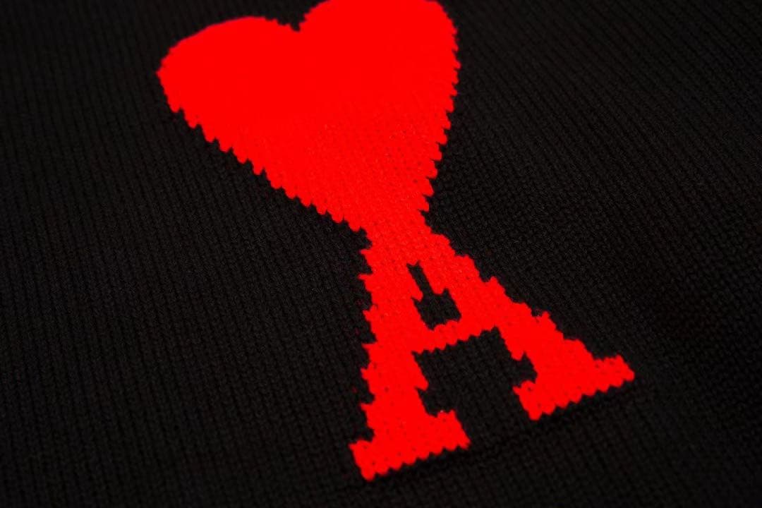 ami ブラック ニットセーター ハート刺繍