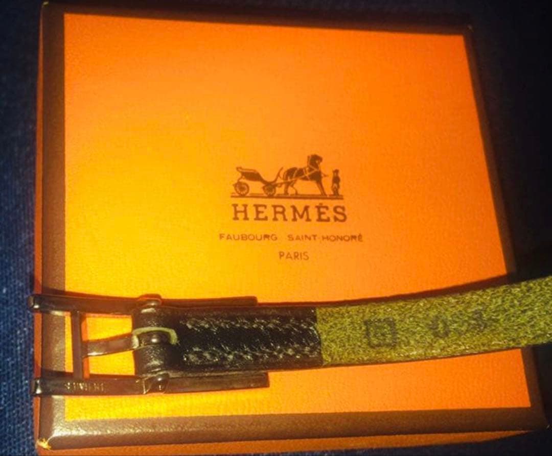 HERMES エルメス アピ レザーブレスレッド