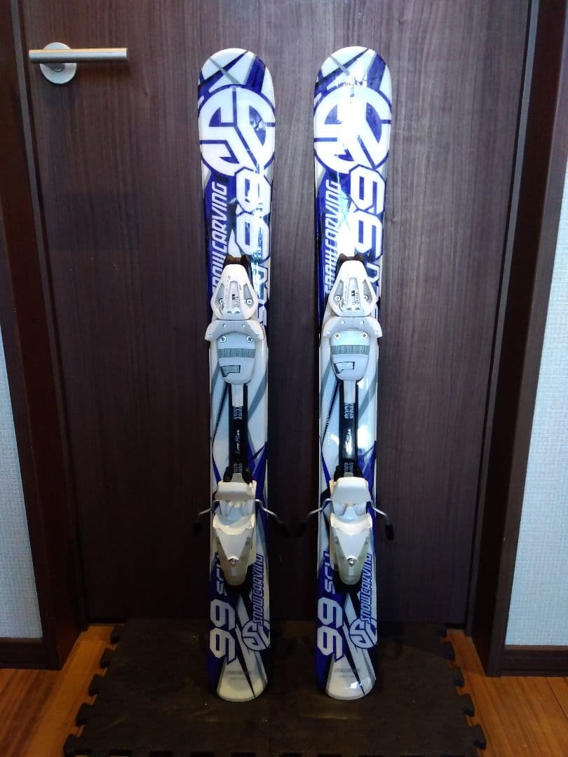 大人気‼️CARVING 99cm ショートスキー 幅広い年齢層に！