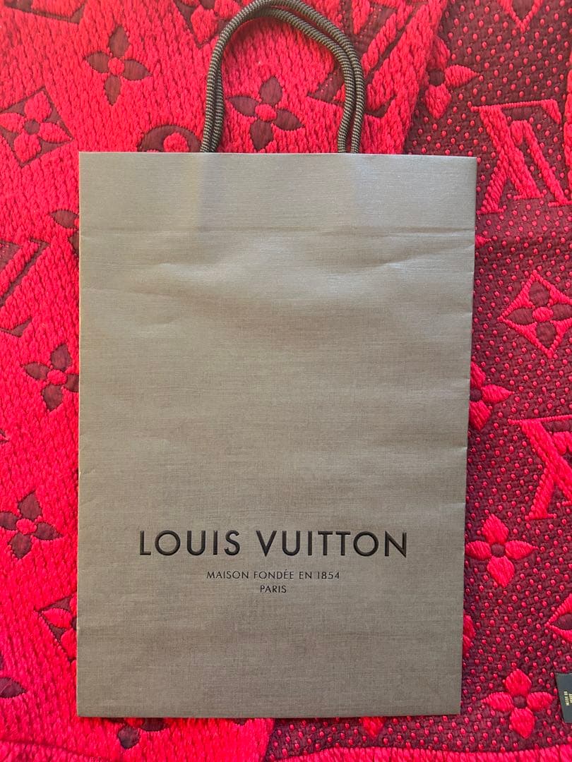 Louis Vuitton 赤 マフラー フリンジ付き ウール シルク イタリア