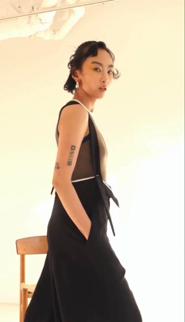 OMMO IRREGULAR PATTERN AIO ブラック　オールインワン