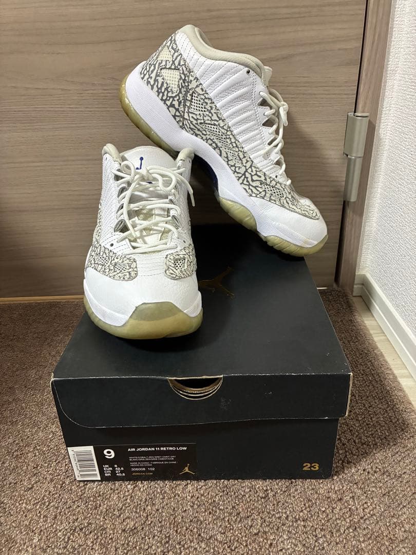 靴 Air Jordan 11 Retro Low 9