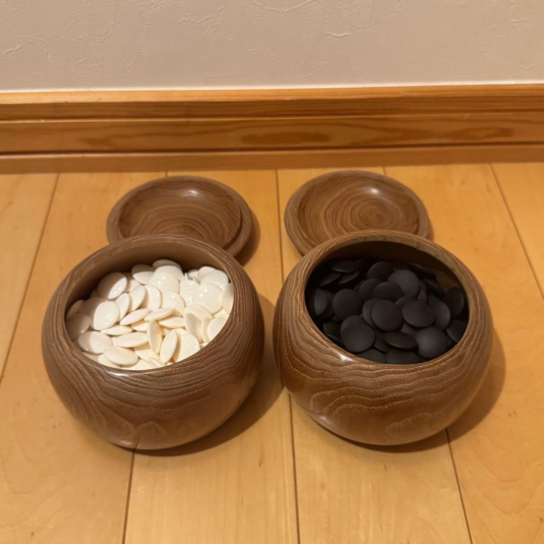 本榧 5寸 天地柾 / 本蛤碁石 / 那智黒 / 銘木碁笥 フルセット