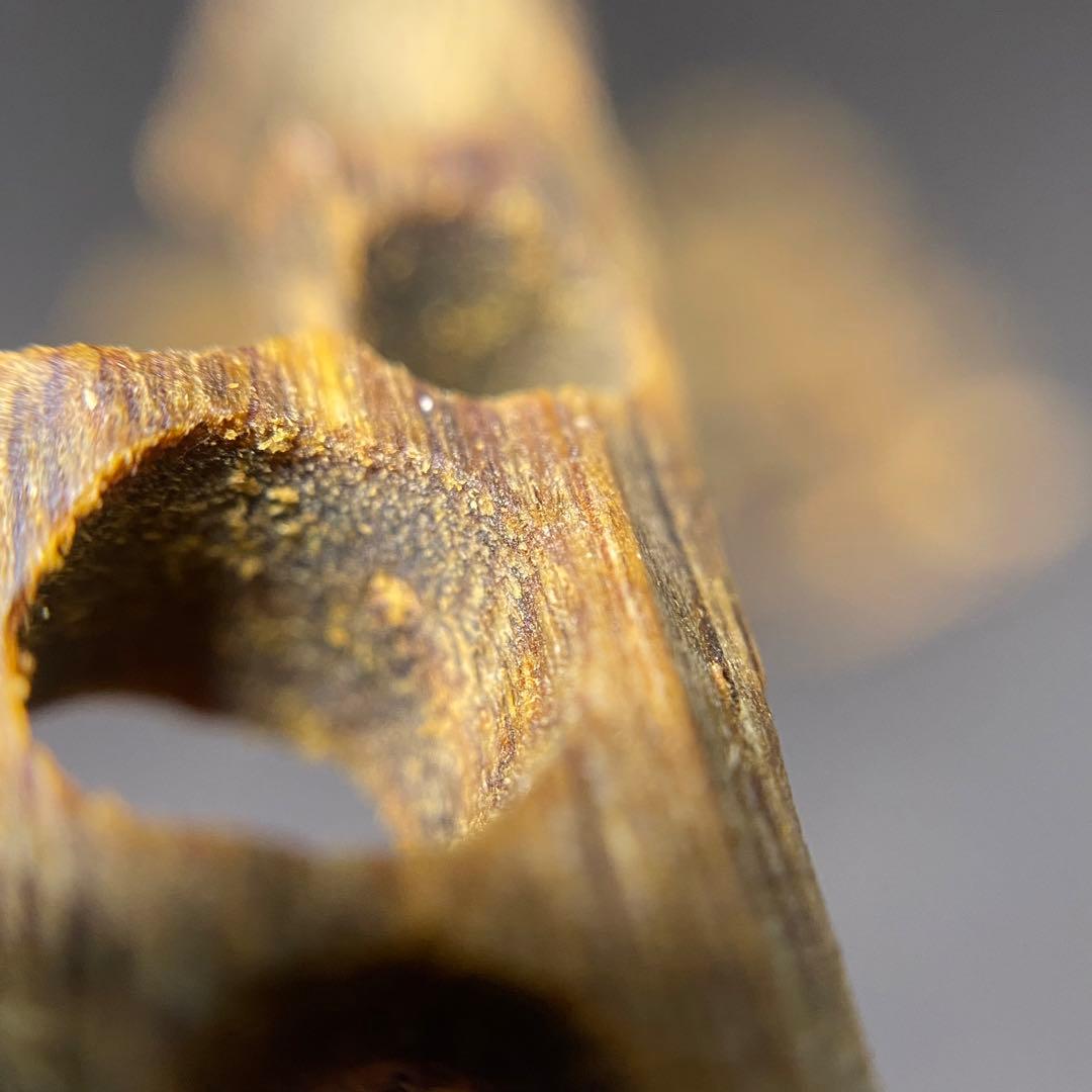 【極上品】高油分 伽羅 くり抜き端材 香木 濃厚な香り　5g