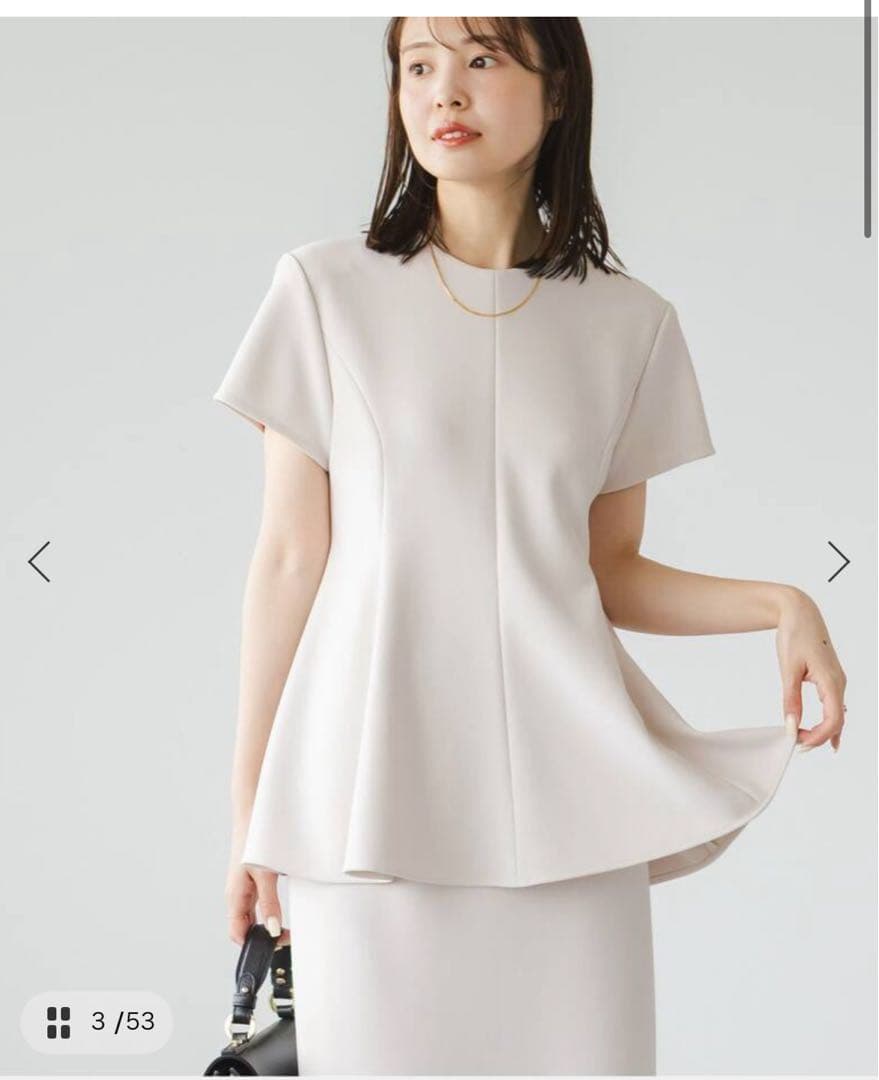 フレア半袖トップス