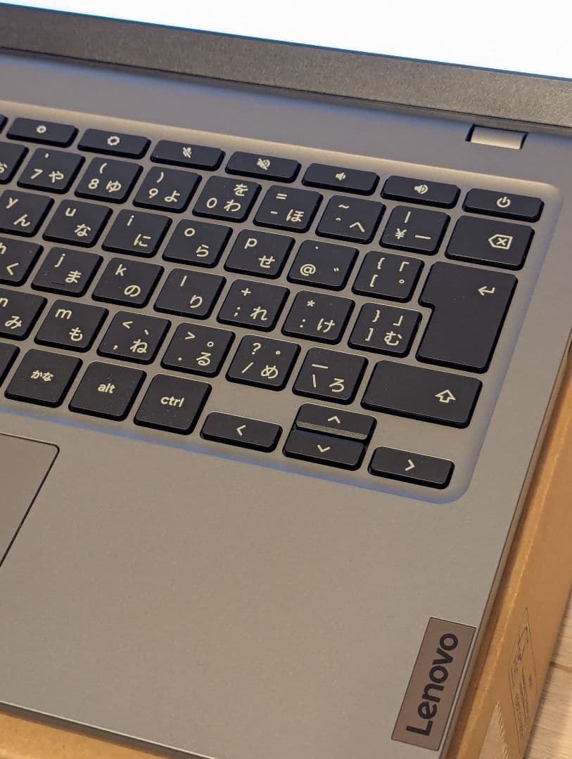 レノボ Chromebook Plus IdeaPad Slim 3i Gen8