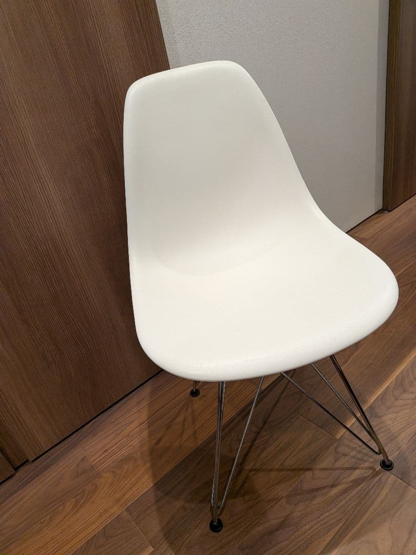 イームズプラスチックシェルチェア