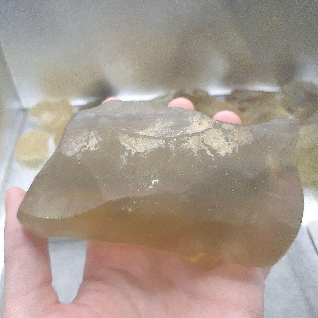 リビアングラス　原石　オールドストック