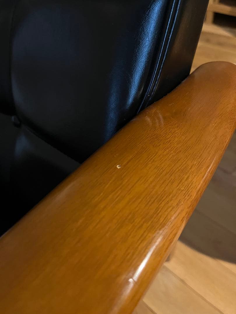 カリモク60 Kチェア 黒