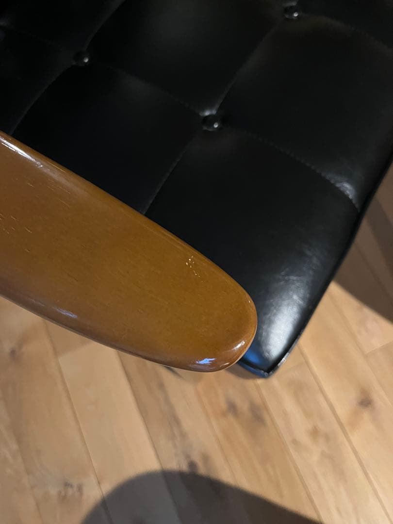 カリモク60 Kチェア 黒