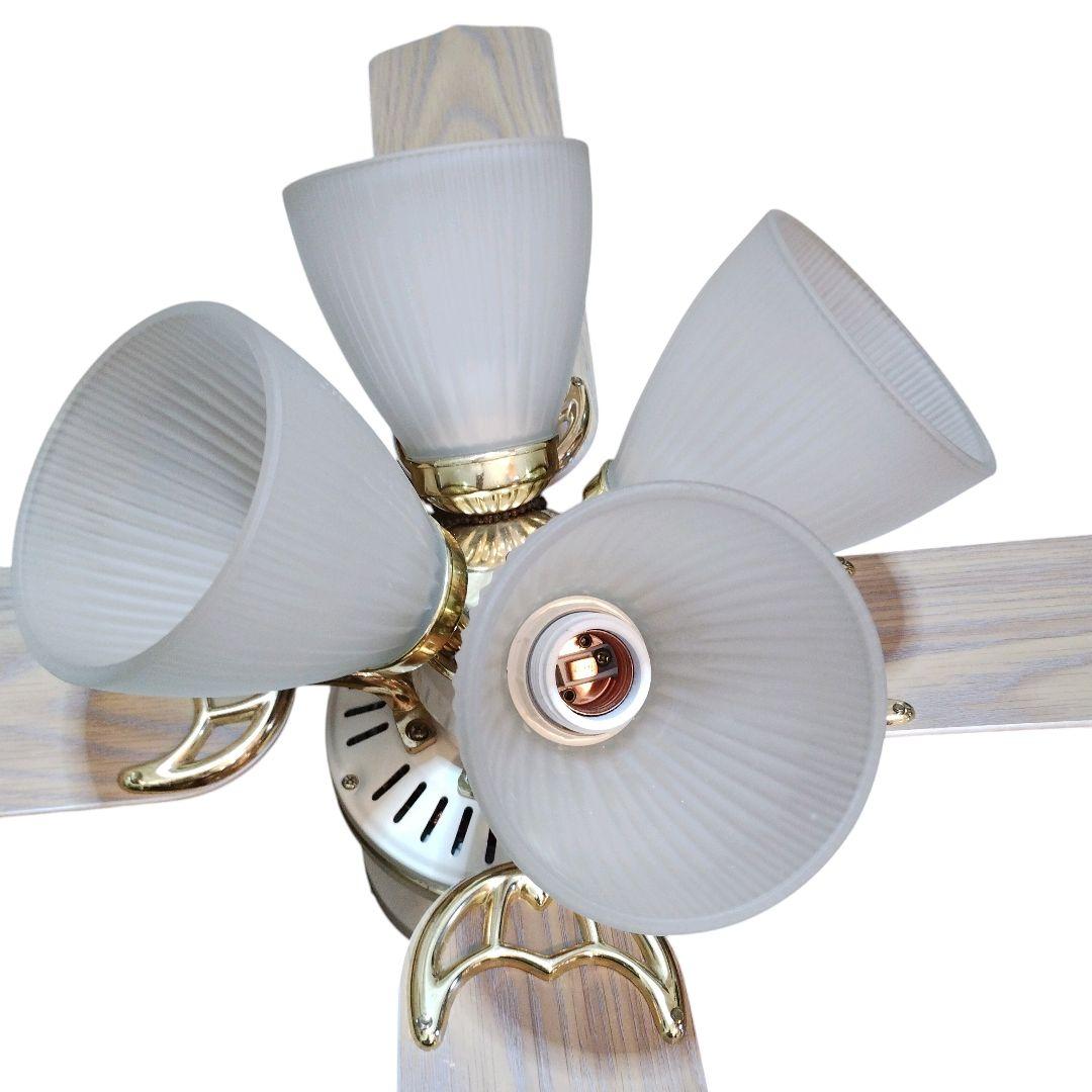 シーリングファンライト 4灯 引掛シーリング式 木目調 羽根付き照明