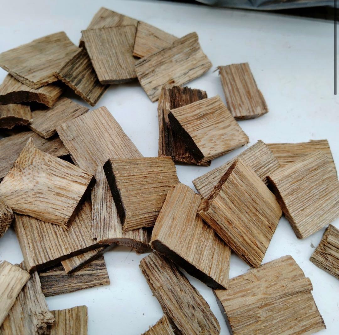 香木、沈香　約253グラム