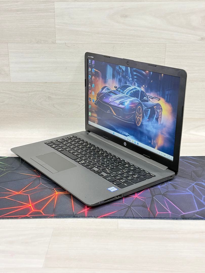 8 世代エイチピーHpノートパソコン/8GB/256GB+500GBフルHD