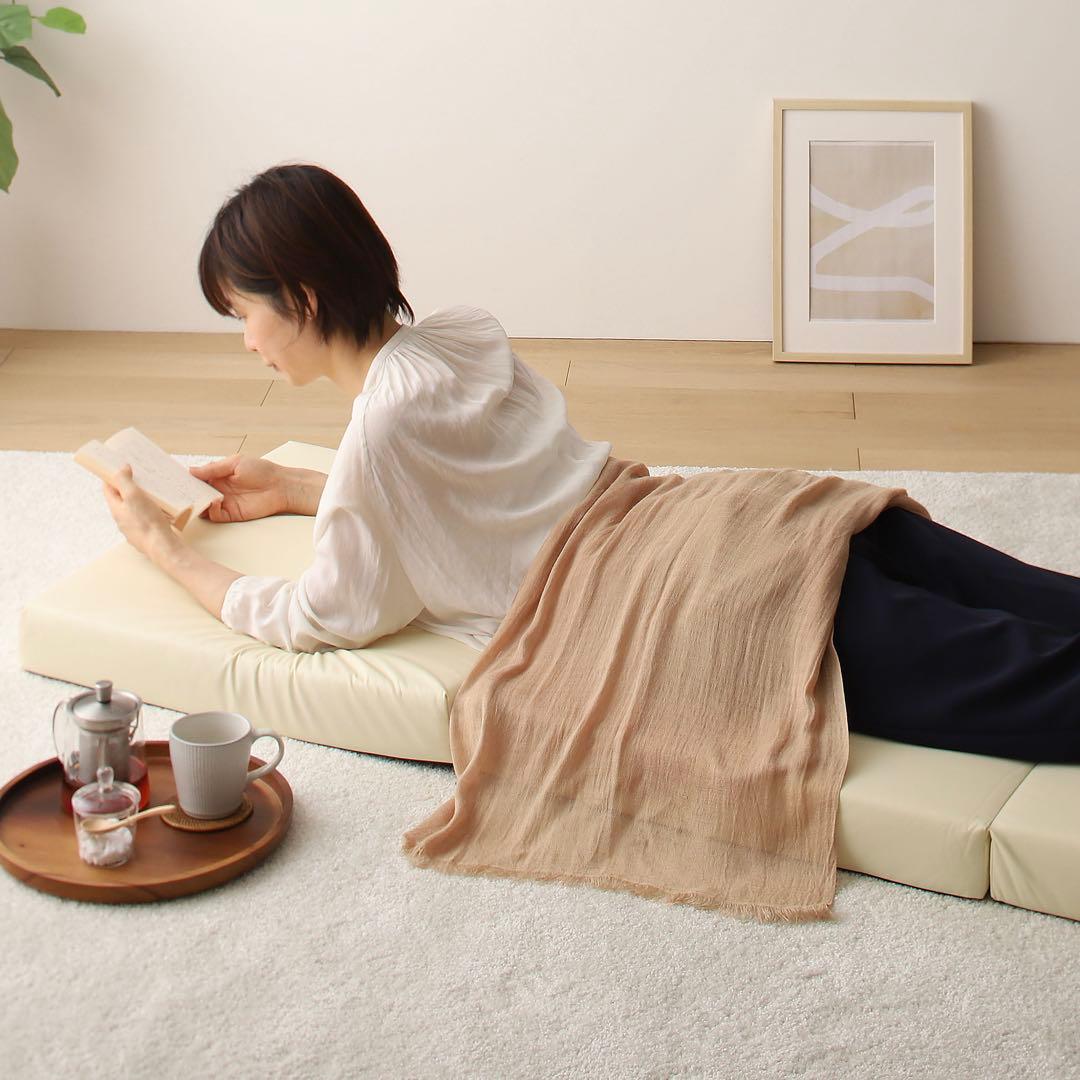 L新品 フロアマット 180cm ブラック 黒 クッションマット レザー 座布団