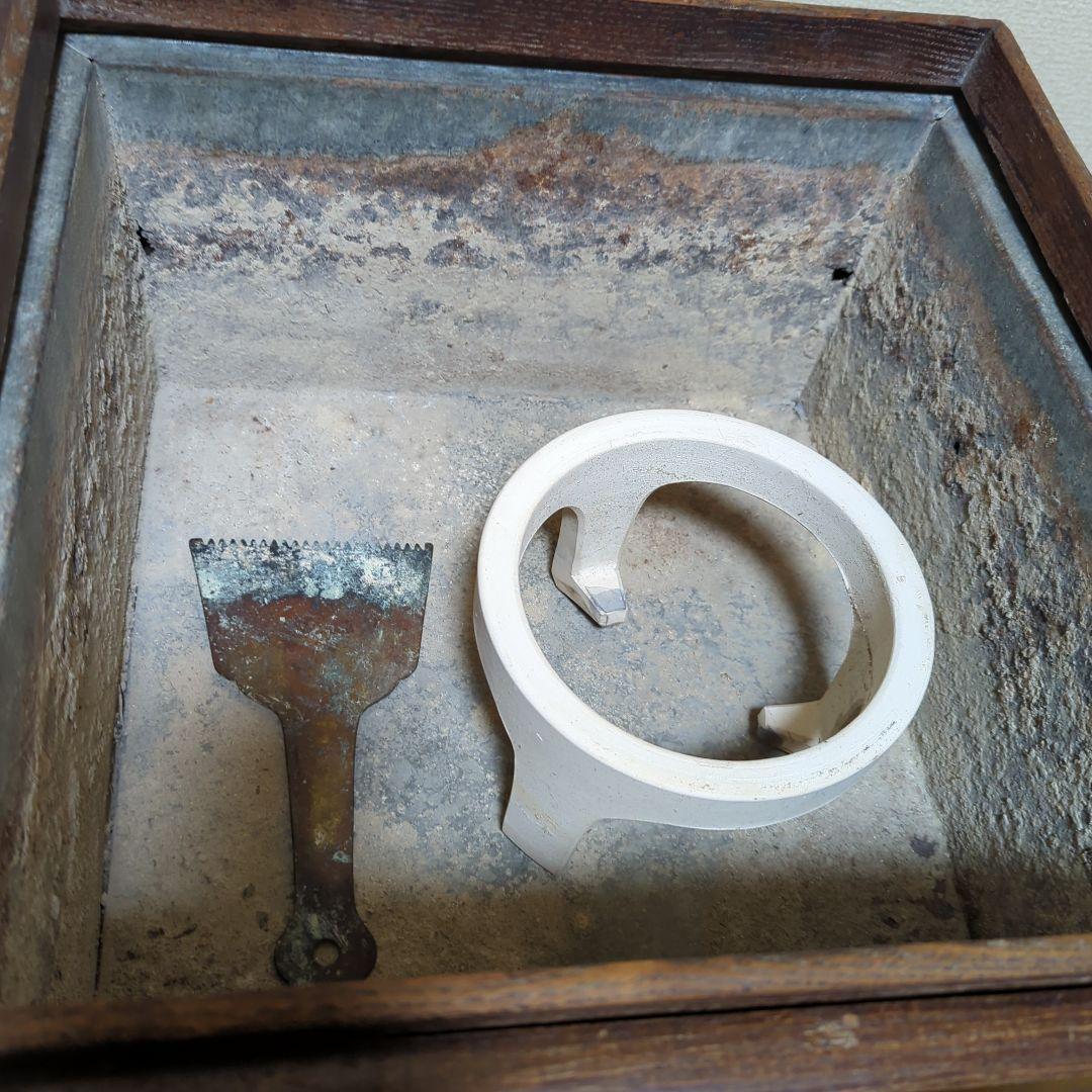 木製角火鉢　工芸品　レトロ　古民家　アンティーク