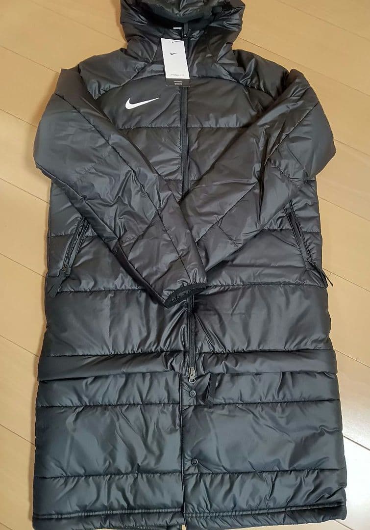 新品ナイキNike　Therma-FITジャケット ベンチコート定価22000円