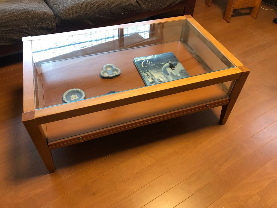 引取り限定!ガラスと木のリビングテーブル