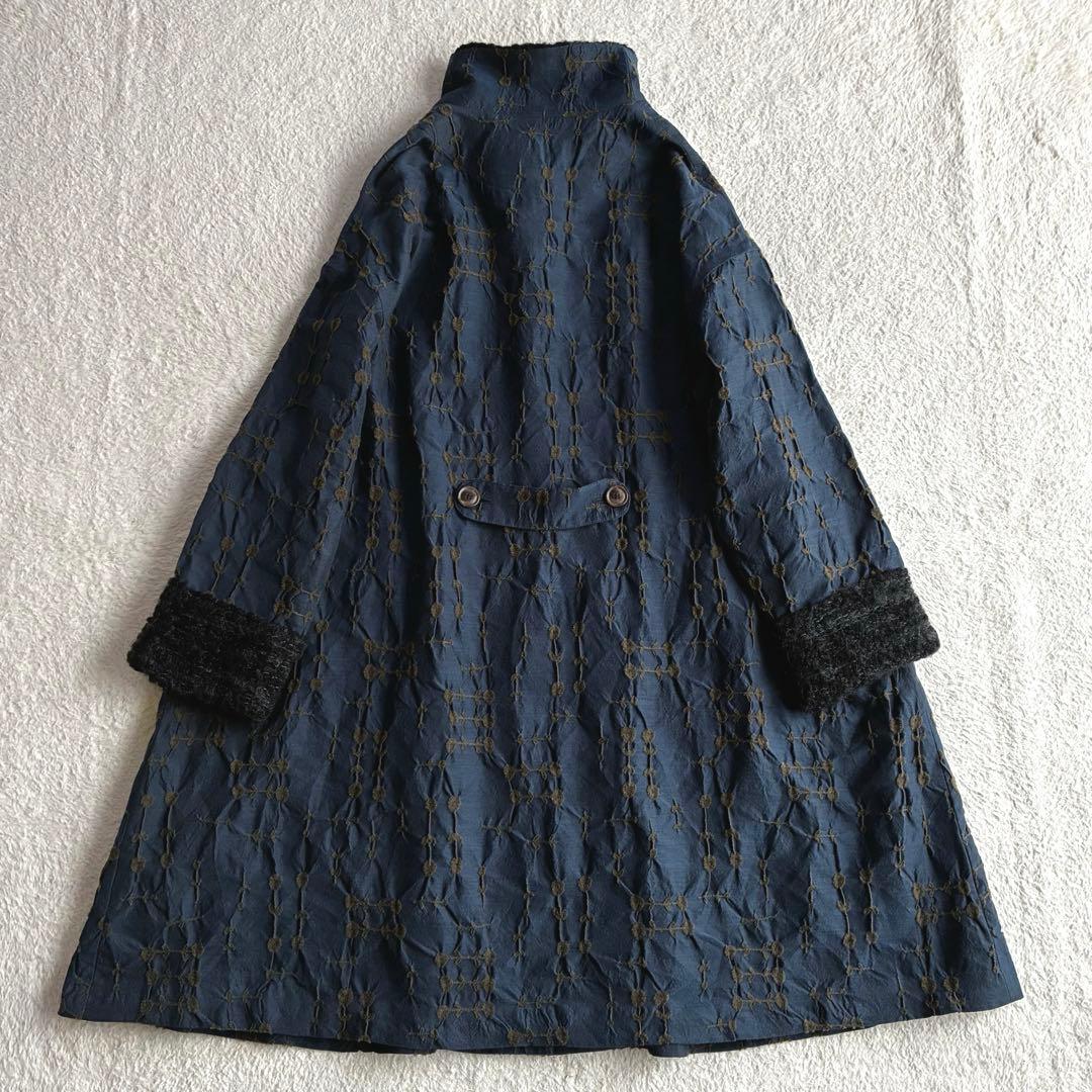 美品 エムアンドキョウコ 佐藤繊維 モヘヤニットジャガード切り替えコート 花柄