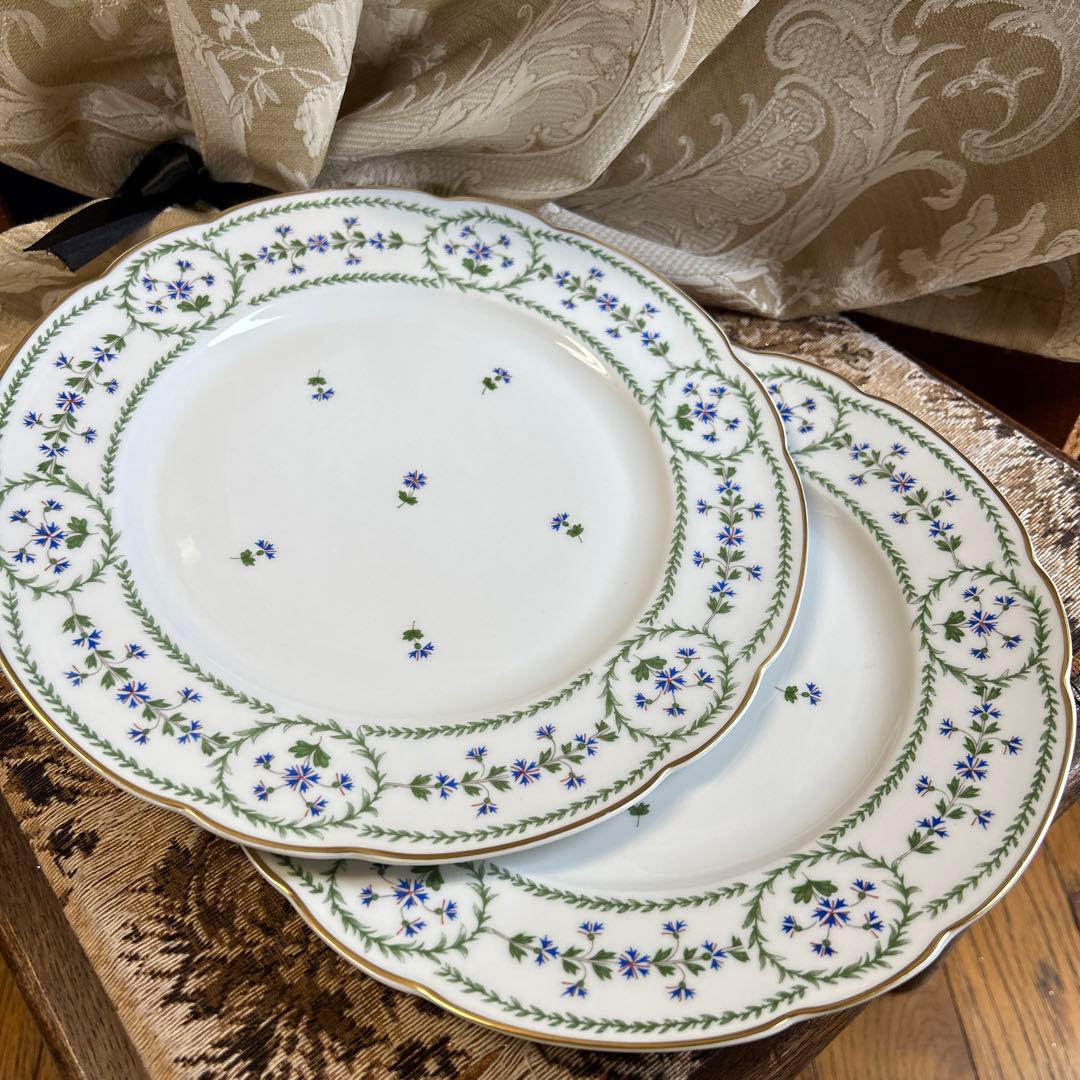 新品フランス製 Bernardaud マリーアントワネットが愛した花 ディナー皿