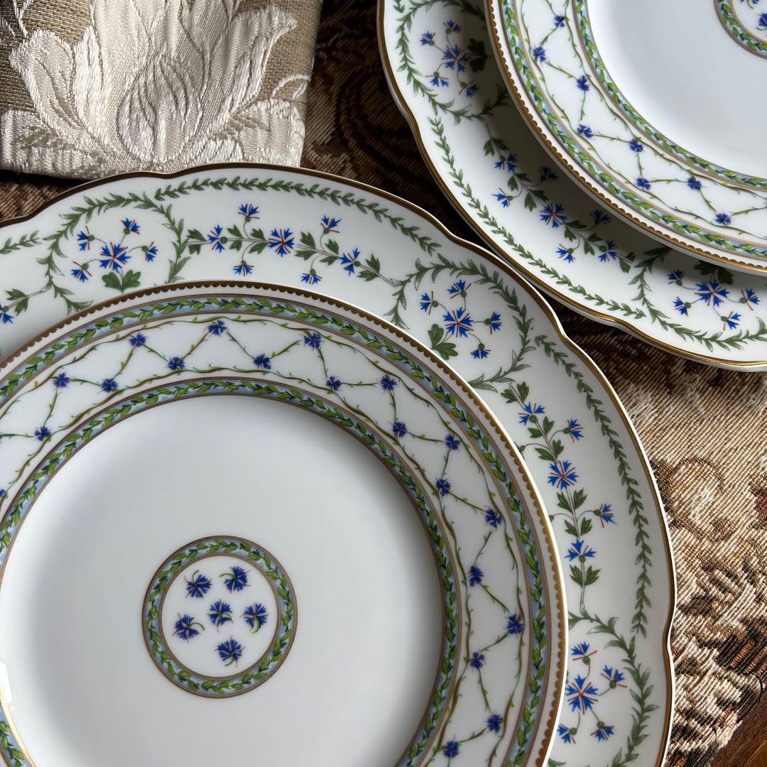 新品フランス製 Bernardaud マリーアントワネットが愛した花 ディナー皿