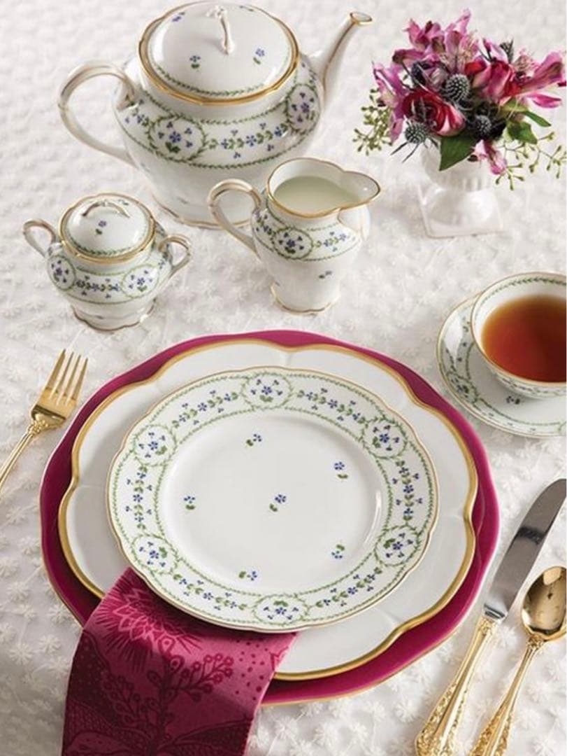 新品フランス製 Bernardaud マリーアントワネットが愛した花 ディナー皿
