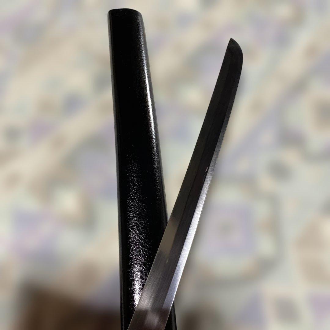 上級模造刀 黒柄 雲龍金縁楕円鍔