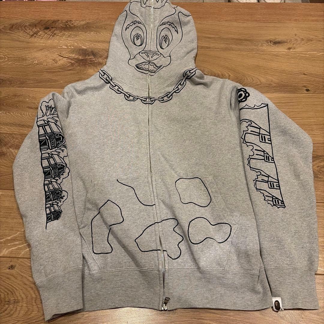 アベイジングエイプ　パーカー　早い者勝ち！ レア　刺繍