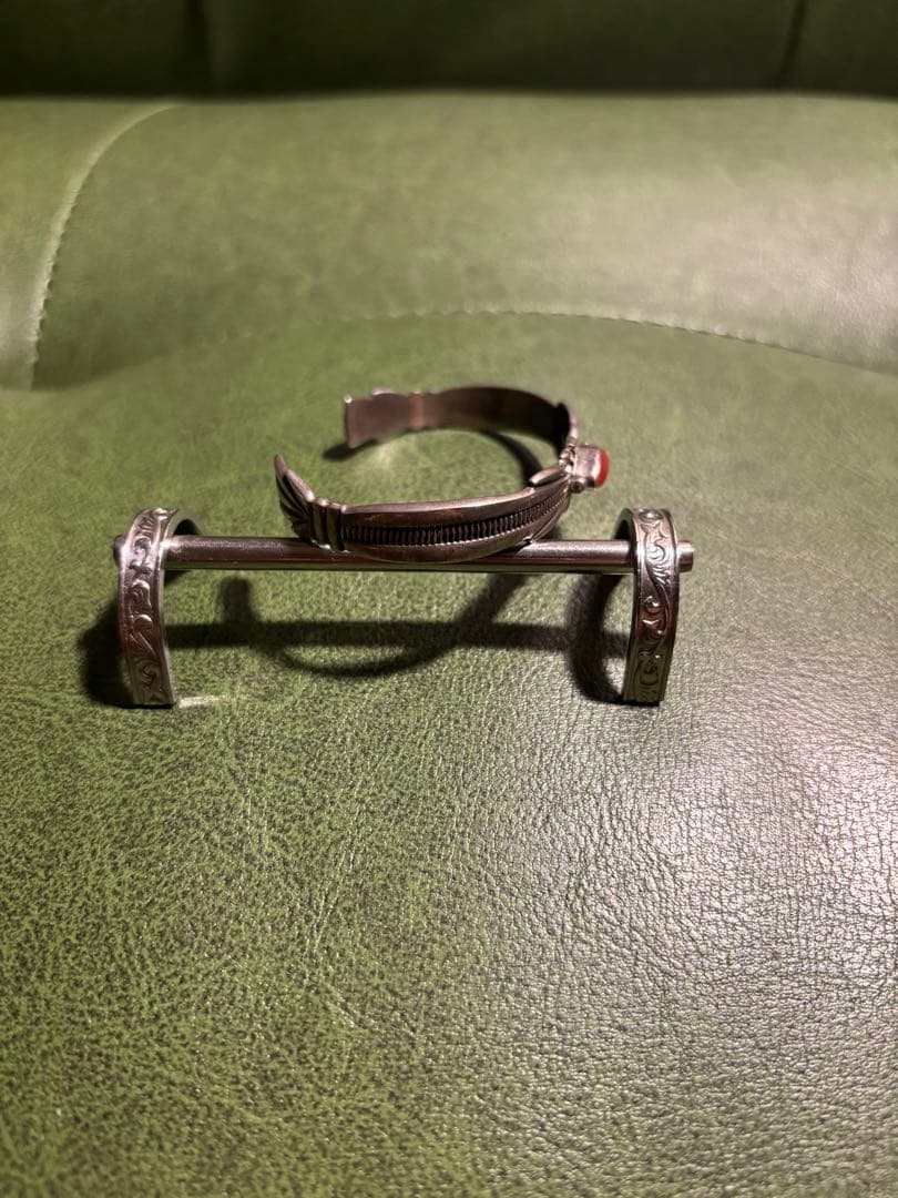 シルバー ナバホ族 バングル　Wilson Begay