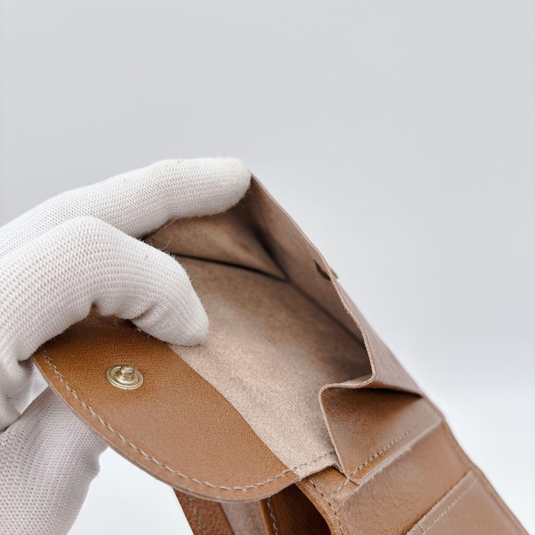 未使用級♡イルビゾンテ 二つ折り財布 型押し レザー ブラウン コンパクト