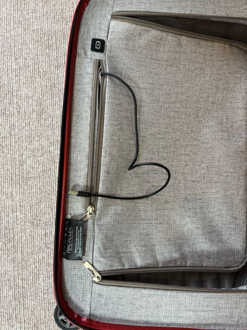 新品未使用　サムソナイト C-LITE シーライト 55cm 36L