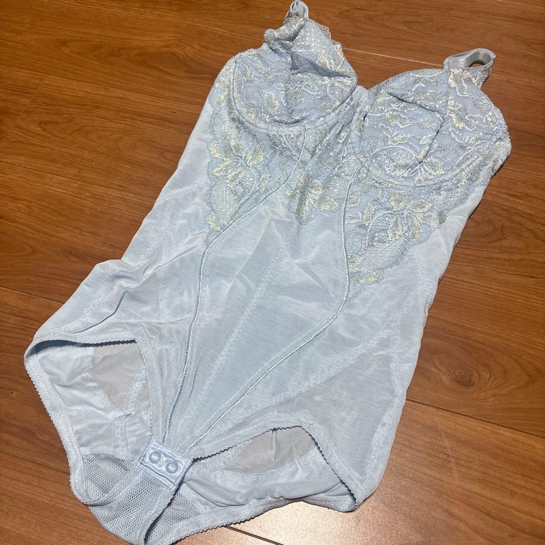 ダイアナ　ボディースーツ　Ｅ95ＥＬ