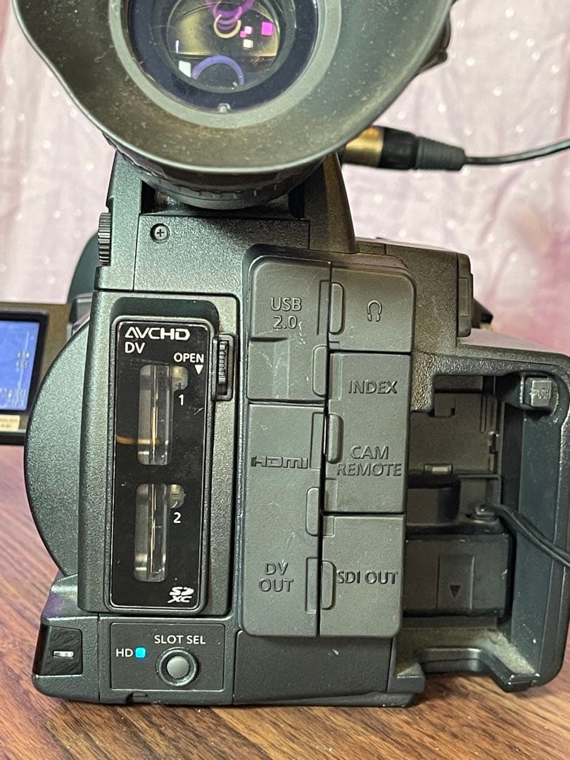 Panasonic AG-AC160 光学22倍ズーム 業務用カメラ