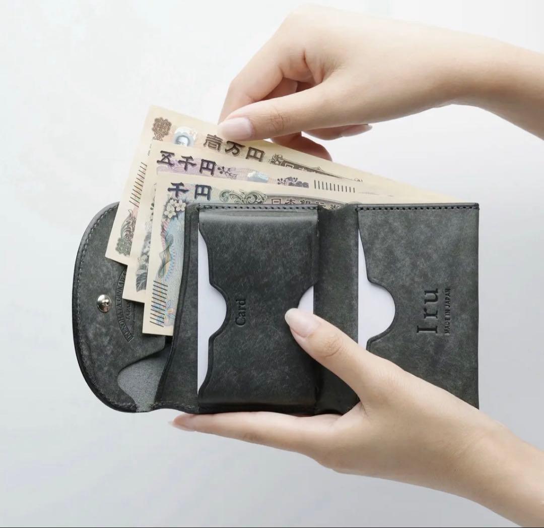 【新品未使用】Irux×IKENOHATA GINKAWATEN 二つ折り財布