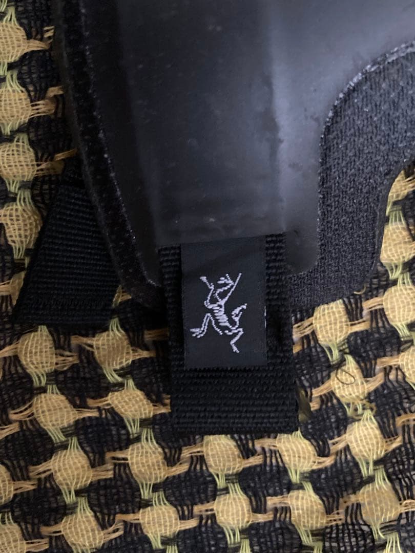 アークテリクス　ニーパット