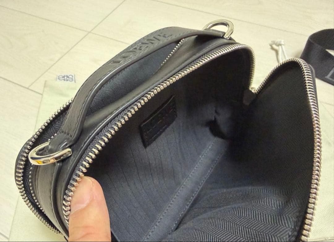 美品　【LOEWE】ロエベ　クロスボディバック　ミニ　2WAY