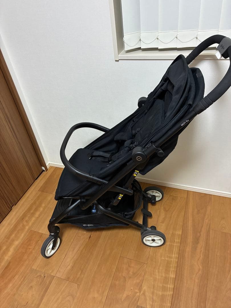 cybex eezy sb2 ベビーカー　ブラック