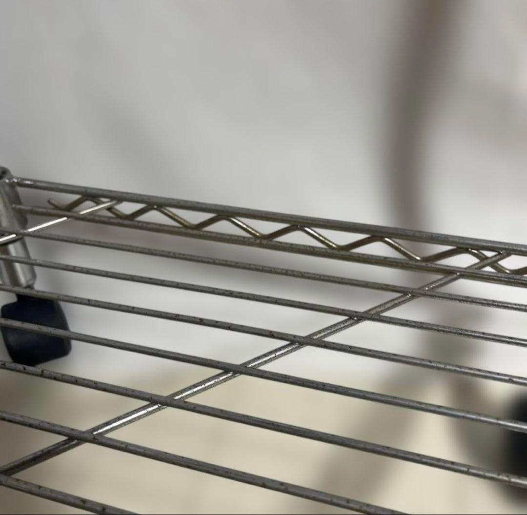 コーナーラック4段 スチール製 シルバー　ルミナスライト　ドウシシャ　収納ラック