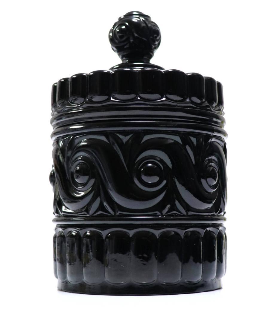 バカラ 希少型 最大 866g ブラッククリスタルガラス製 漆黒の蓋物 ルッセ