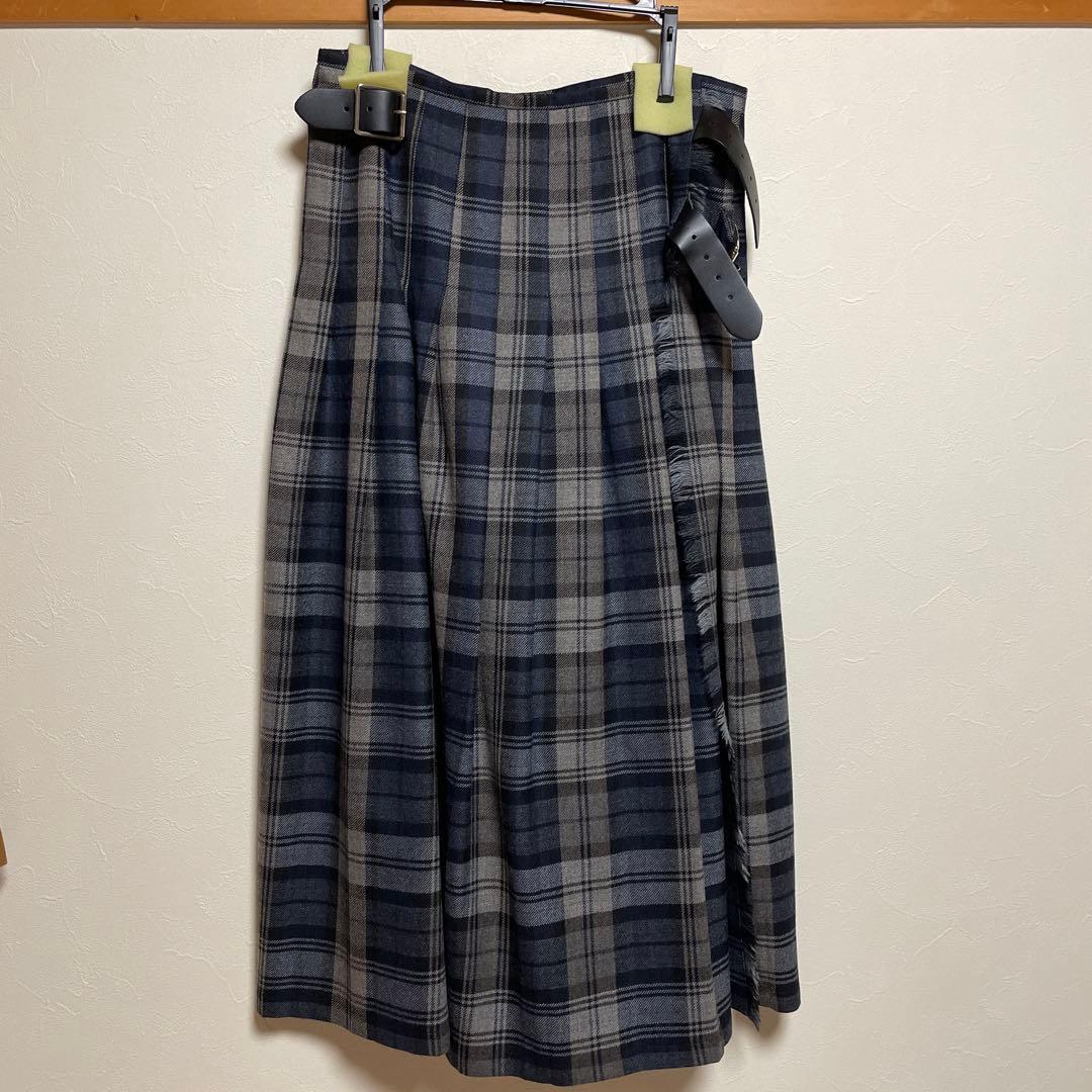 オニール オブ ダブリン/ ウール タック ラップスカート