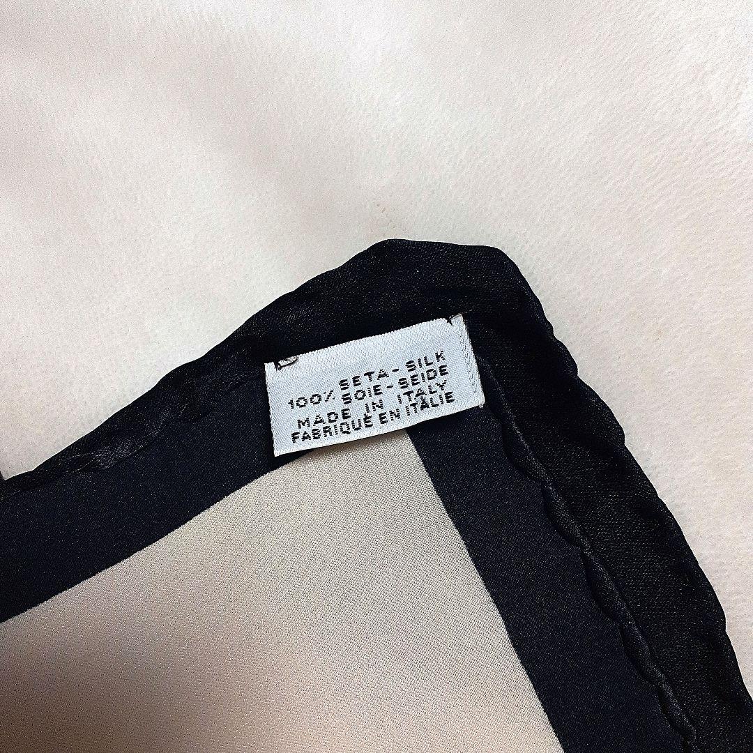 CHANEL　大判スカーフ