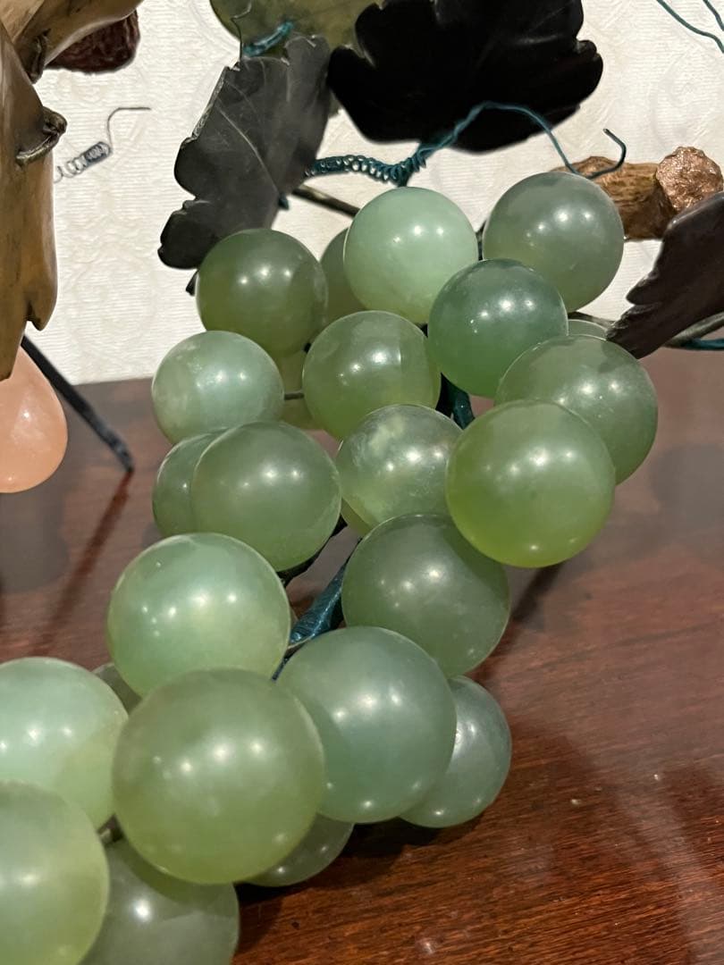 中国美術 翡翠 ローズクォーツ 紅水晶 葡萄 置物 ぶどう ブドウ