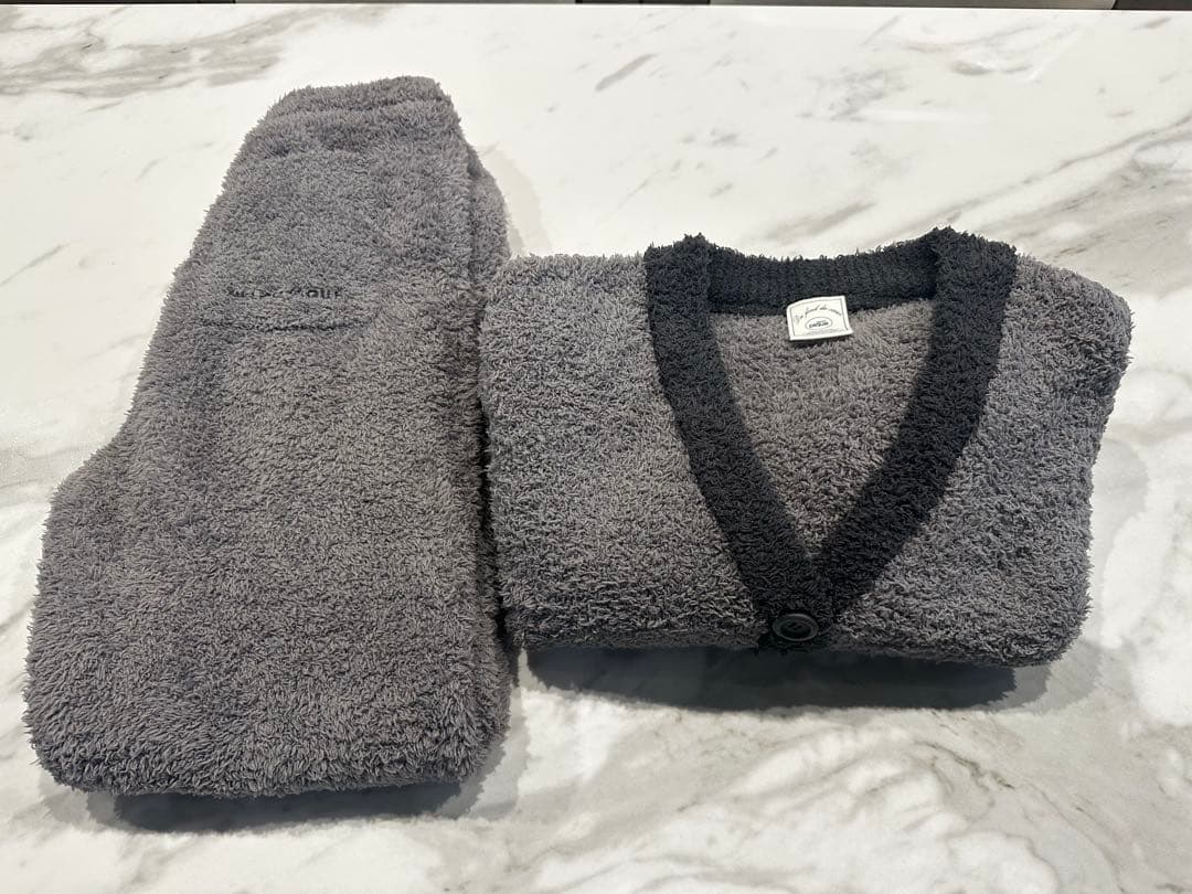 新品未使用ボタン付き　ジェラートピケ　グレー　上下　2024年福袋B