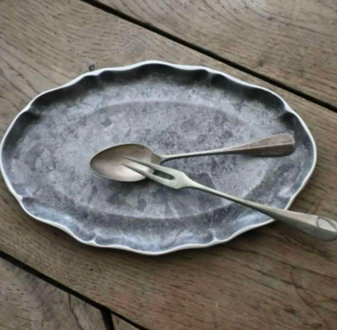 入手困難　co+fe コフェ　オーバル　花リムプレート　アスティエ　ハグオーワー